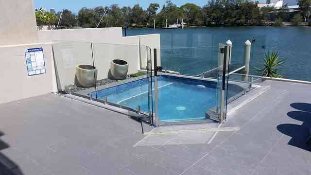 The Benefits of Aluminium Pool Fencing | Quality Glass Soultions